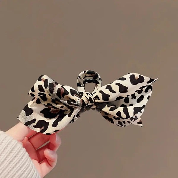 Animal boho clip