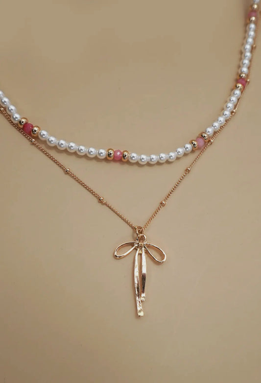 Double layer pearl/bow necklace