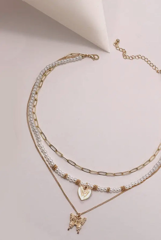 Multilayer necklace with butterfly pearl