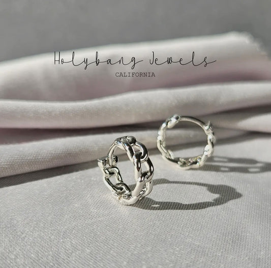 Chain Huggie Hoops